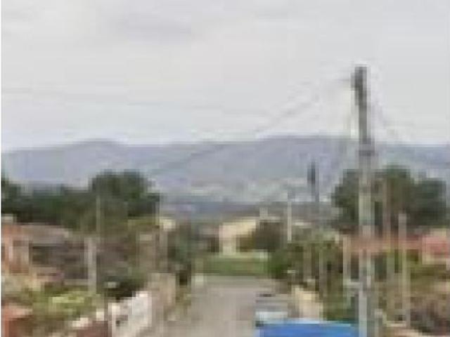 CASA EN SANTA OLIVA