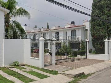 CASA EN SANTA ANA TEPETITLAN EN REMATE