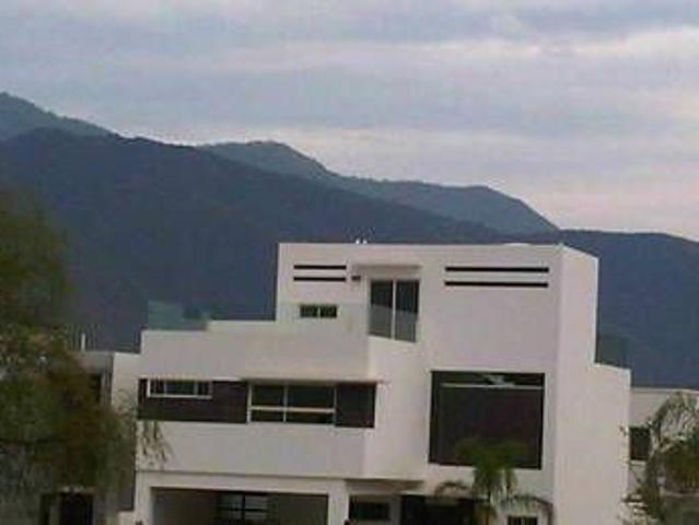 Casa en Santiago, Nuevo León, 67327, México