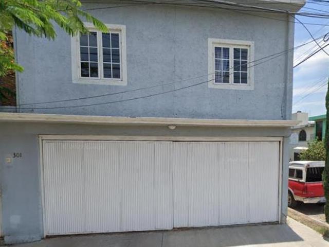 Casa en SANTIAGO DE LA MONCLOVA 301, VILLAS DE SANTIAGO, QRO. JFE