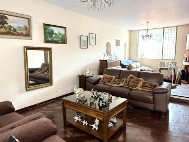 Casa en Santiago de Surco