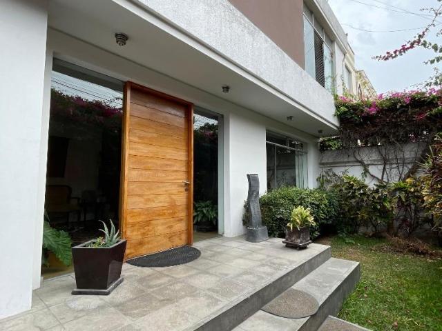 Casa en Santiago de Surco