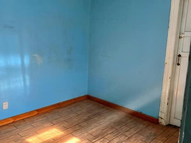 ¡Casa en Santiago: Espaciosa, Luminosa y Sólida! 5 dormitorios por 190000. 00 en Santiago