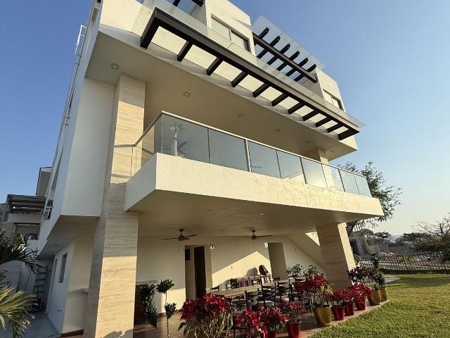 CASA EN SEMI AMUEBLADA EN RENTA EN FRACCIONAMIENTO LA CIMA, TUXTLA GUTIERREZ
