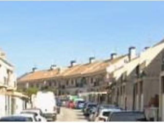 CASA EN SESEÑA