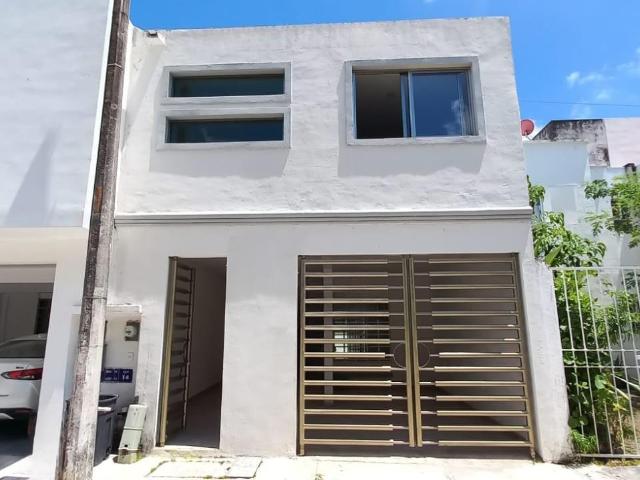 CASA EN VENTA 3 REC?MARAS EN RESIDENCIAL SOL DEL MAYAB, SM 56 AV. LAS TORRES, CANC?N