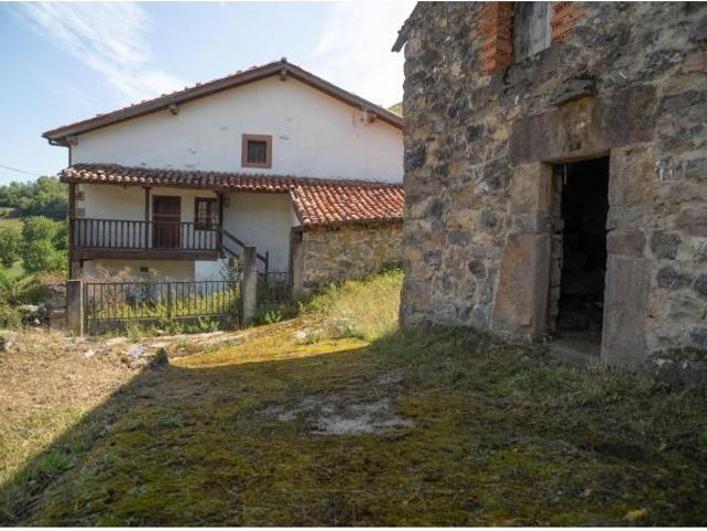 CASA EN TUDANCA