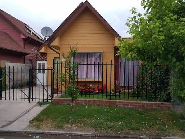 CASA EN TULIPEROS, BUIN