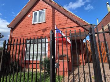 Casa en venta en Los Poetas, Temuco - Parilla