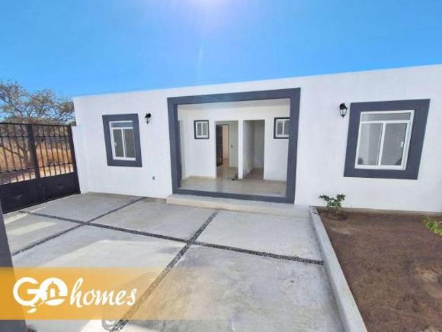 Casa en Tequisquiapan, Naturaleza y oportunidad: casa nueva con local comercial en zona turística