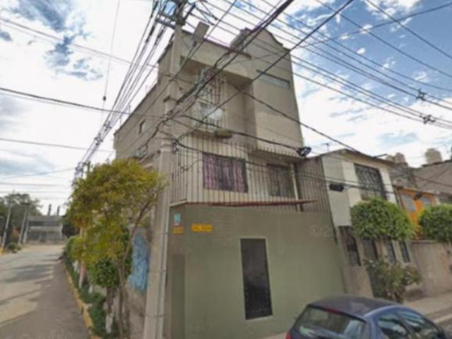 Casa en Texcoco de Mora, en la Col. Los Reyes Acaquilpan, en la calle Del Agua No1, Estado de Méxic