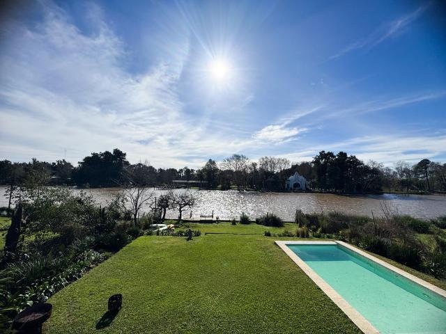 Casa en Tigre, Santa Mar?a de Tigre, 5 ambientes, al r?o en Santa Maria De Tigre