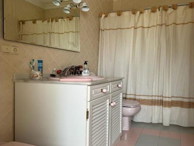 CASA EN TOLOX