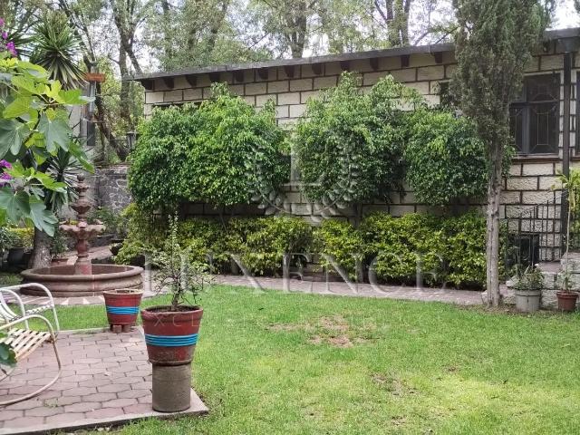 Casa en Toriello Guerra en Venta