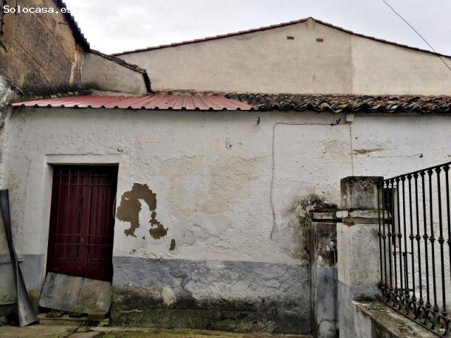 CASA EN TORREMOCHA CON PARCELA DE 500M2