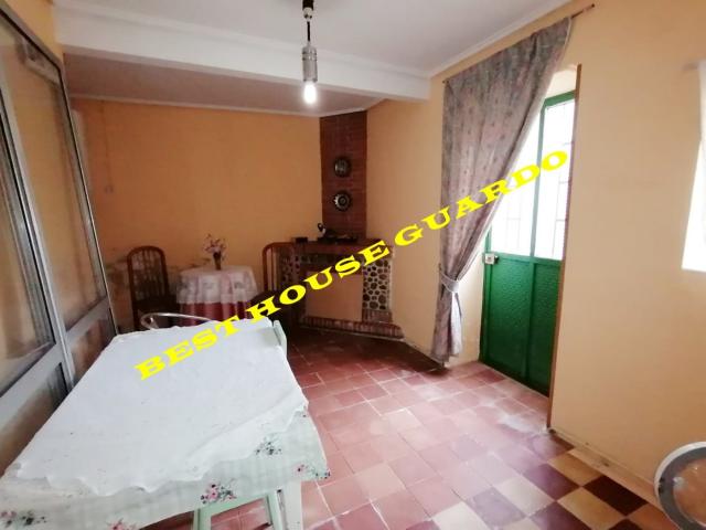 CASA EN TRASPEÑA CON HUERTO
