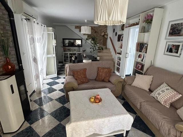 CASA EN UTRERA