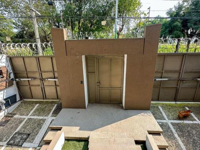 Casa en una Zona Tranquila, en venta, Naucalpan de Juárez, Estado de México