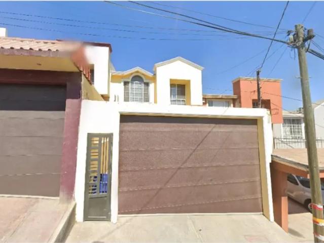Casa en Urias Tijuana Zona Exclusiva Baja California Remate Bancario