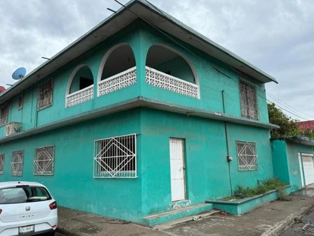 Casa en Valente Díaz