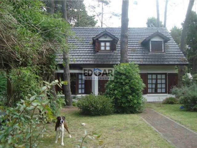 CASA EN VALERIA DEL MAR