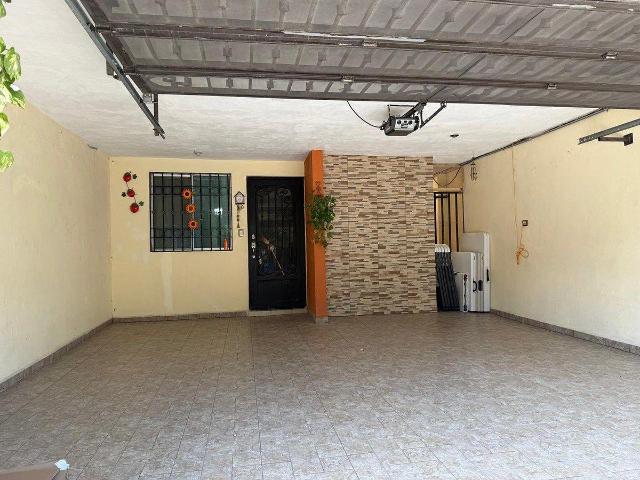 Casa en Valle de las Palmas 3er Sector