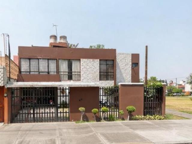 CASA EN VENTA MANUEL RIVERA CAMBAS JARDIN BALBUENA CDMX