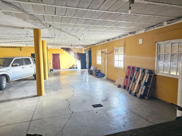 Casa en venta Marchena, España