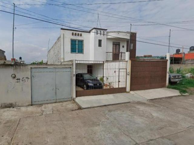 Casa en venta Mariano Escobedo, Morelia, NO SE ACEPTAN CREDITOS NO SE ACEPTAN CREDITOS.