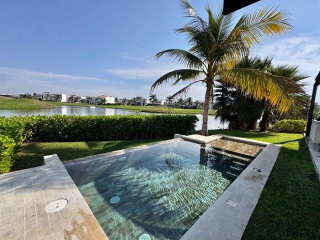 CASA EN VENTA MARINA CAMPO DE GOLF MAZATLAN