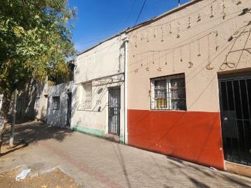 CASA EN VENTA, METRO HOSPITALES PARA REMODELAR