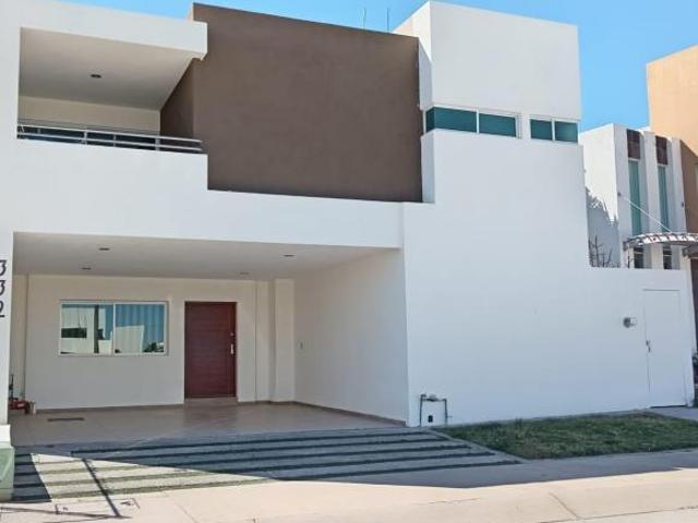 Casa en venta Miravalle