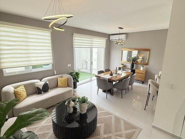 CASA EN VENTA MODELO BLANC