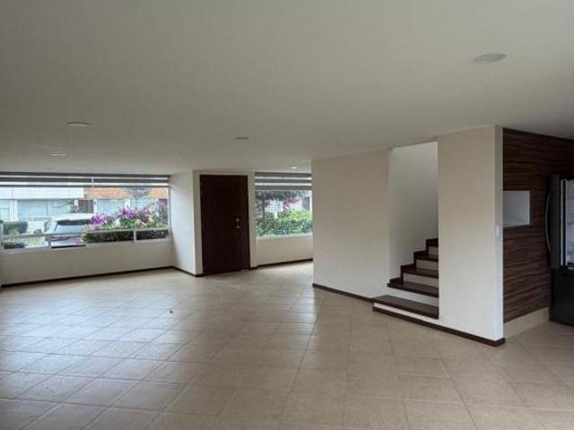 CASA EN VENTA MODELO CASTILLA, FRACC LOMAS DE VIRREYES