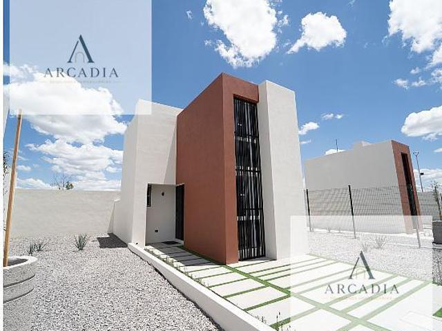 CASA EN VENTA MODELO MONDRAG?N