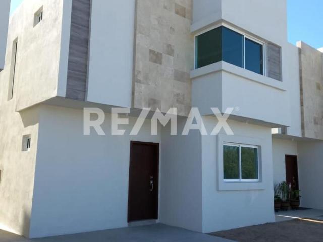 CASA EN VENTA MODELO NAVEL EN LOS NARANJOS RESIDENCIAL
