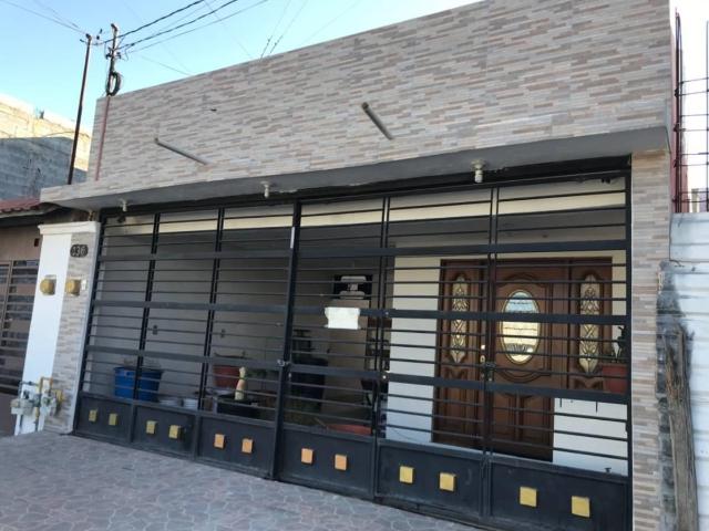 Casa en Venta, Monterrey, Barrio San Luis, zona poniente