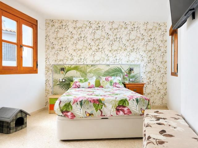 CASA EN VENTA MONTORO