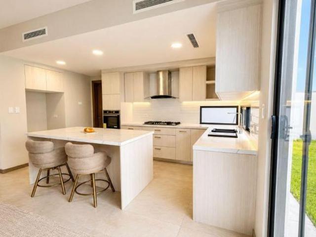 CASA EN VENTA NUEVA AVENIDA CANTERA AMUEBLADA CON RECAMARA EN PLANTA BAJA