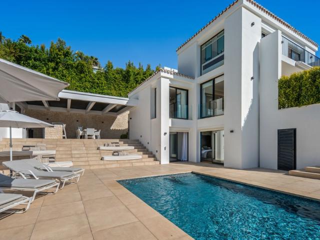 Casa en venta Nueva Andalucia, España