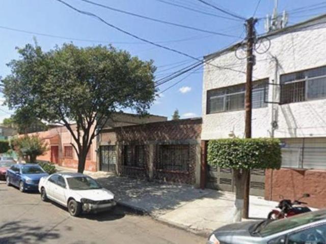 CASA EN VENTA NUEVA SANTA MARIA