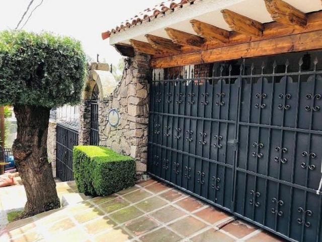 Casa en venta Naucalpan | Vista del Valle Sección Bosques | Esquina | 2 terrenos