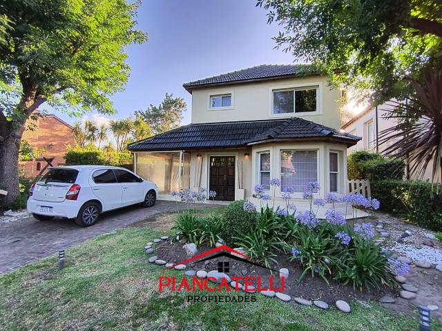 Casa en Venta o Alquiler, 4 ambientes, Banco Provincia