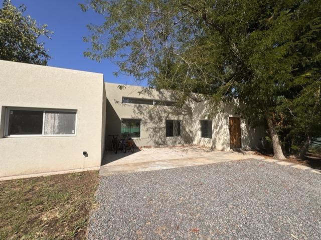 Casa en venta o alquiler anual en Barrio El Aromo Loma Verde Escobar
