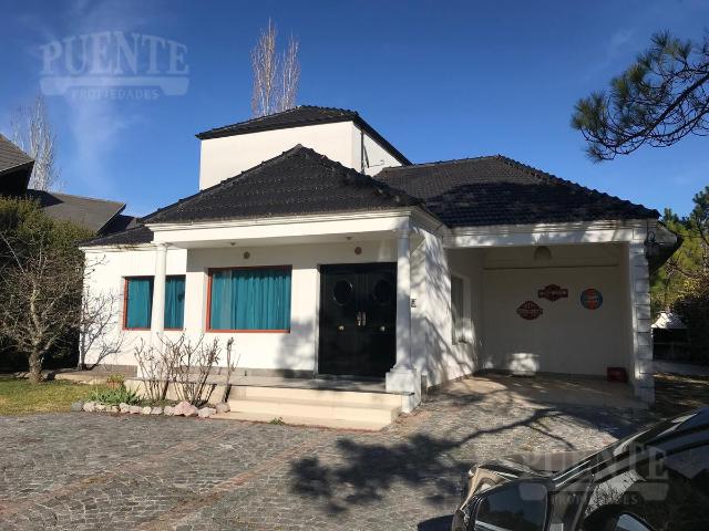 Casa en Venta o en Alquiler St. Thomas Sur Canning Esteban Echeverría