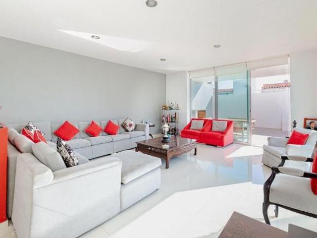CASA EN VENTA O RENTA AMUEBLADA EN BUGAMBILIAS COTO VISTAS DEL SOL
