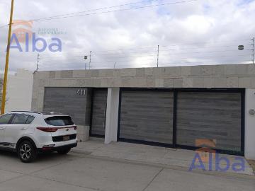 CASA EN VENTA O RENTA AMUEBLADA EN VILLAS TEC ALNORTE DE LA CIUDAD
