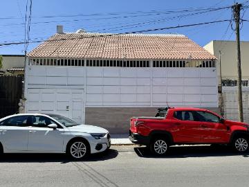 Casa en venta, o renta. Arcos Vallarta, Guadalajara, ideal Inversionistas