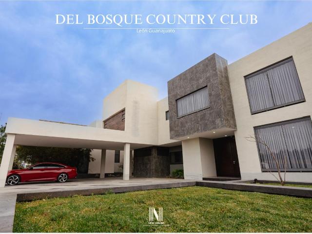 CASA DE LUJO EN VENTA EN EL BOSQUE COUNTRY CLUB