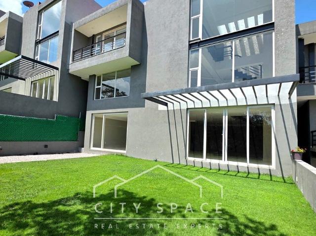 CASA en VENTA o RENTA en CONDADO DE SAYAVEDRA